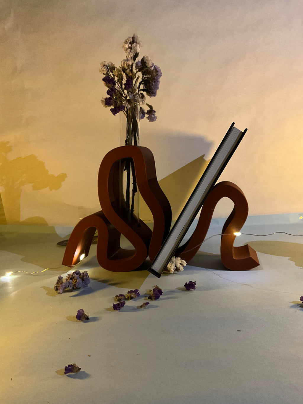 Taletube - Test tube vase / book holder decor
