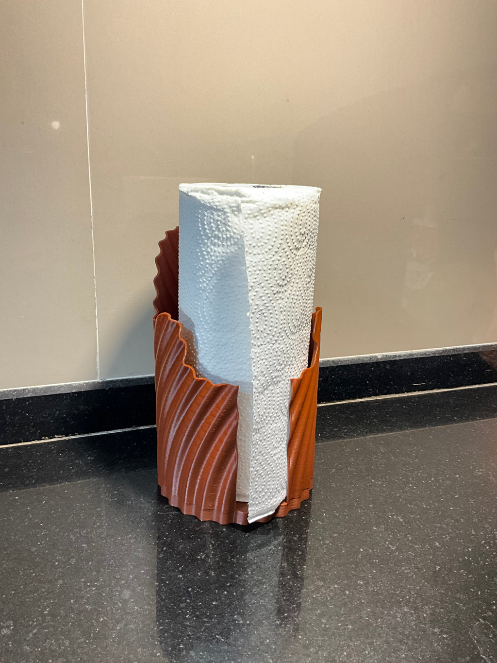 Mess buddy -Kitchen paper holder