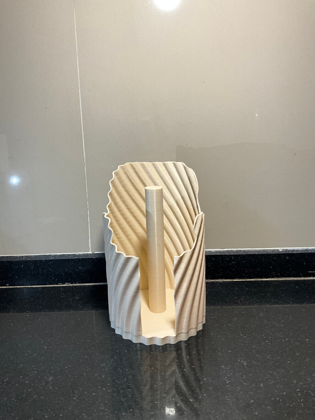 Mess buddy -Kitchen paper holder